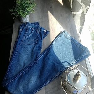 Womens Size 00R Hollister Bellbottom Jean's
